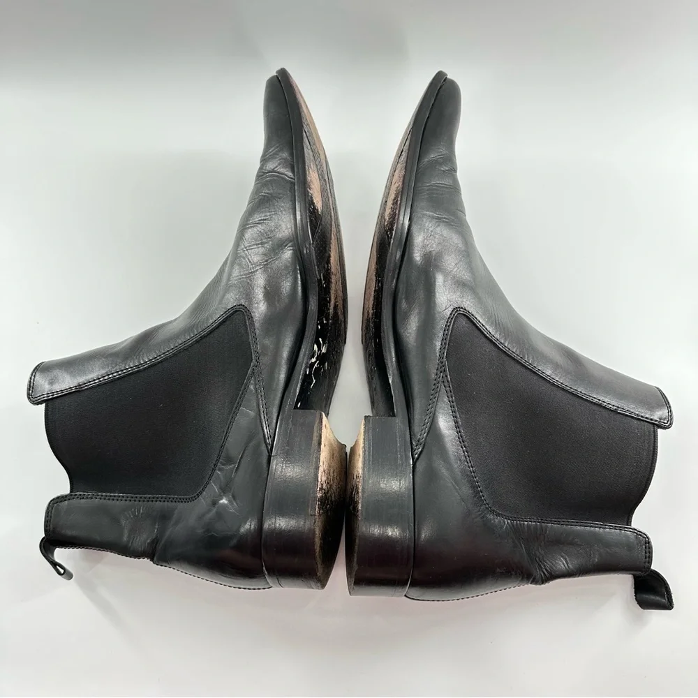 Kenneth Cole mens Chelsea boots size 11 black Italian leather dress pull on